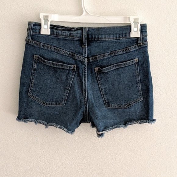 Gap Denim Medium Wash Jean Frayed Shorts 3" Inseam Women Size 26W - Picture 5 of 5